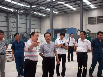 2012.7.12日李國(guó)忠教授到我公司參觀考察、指導(dǎo)工作